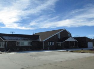 1214 Mockingbird Dr, Scottsbluff, NE 69361