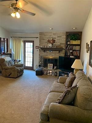 2nd image of 1209 E Bradley Ave
