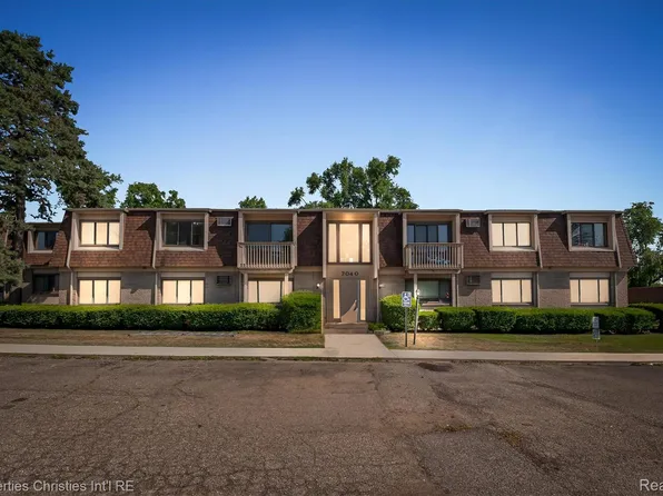 7040 Villa Dr APT 6, Waterford, MI 48327