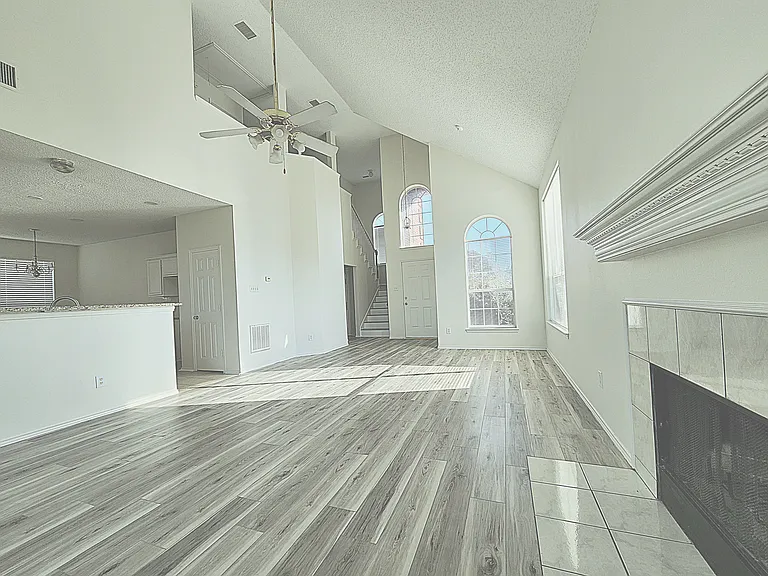 3917 Rushden Ct — Photo 3