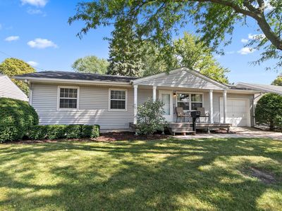 736 Carlson St, Sycamore, IL, 60178