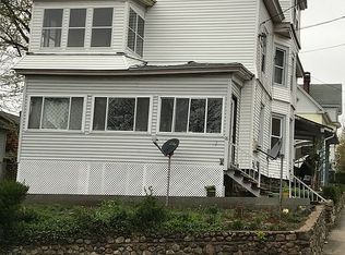 26 Rosemary St, New London, CT 06320