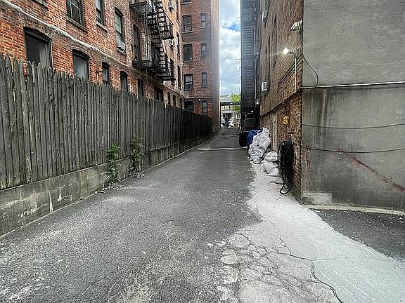 5th image of 341 86th St