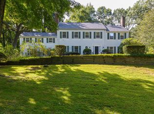 36 The Gln, Locust Valley, NY 11560