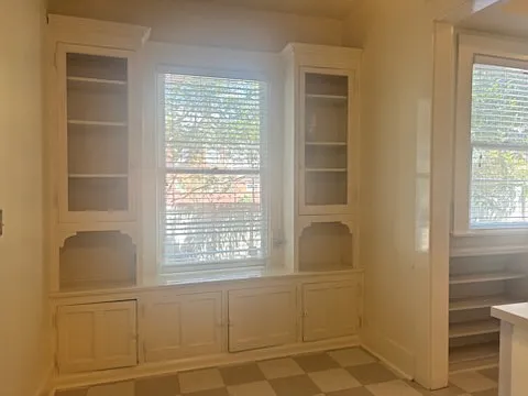 3 bed, 2.5 bath, 3687 sqft, $2,850 — Photo 4