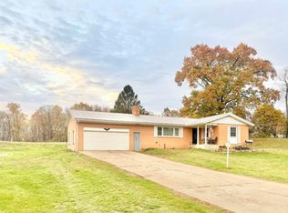 17597 Spillway Rd, Fredericktown, OH 43019