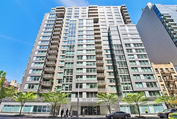 Sold by Triplemint | media 16