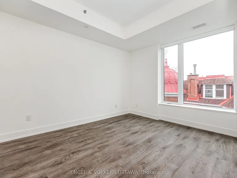 280 Crichton St #302 — Photo 19
