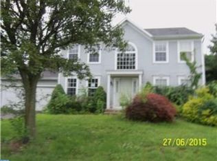 4 Billingsport Dr, Sicklerville, NJ 08081