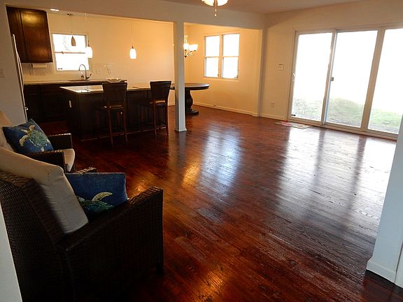 3rd image of 23780 Norcrest Dr