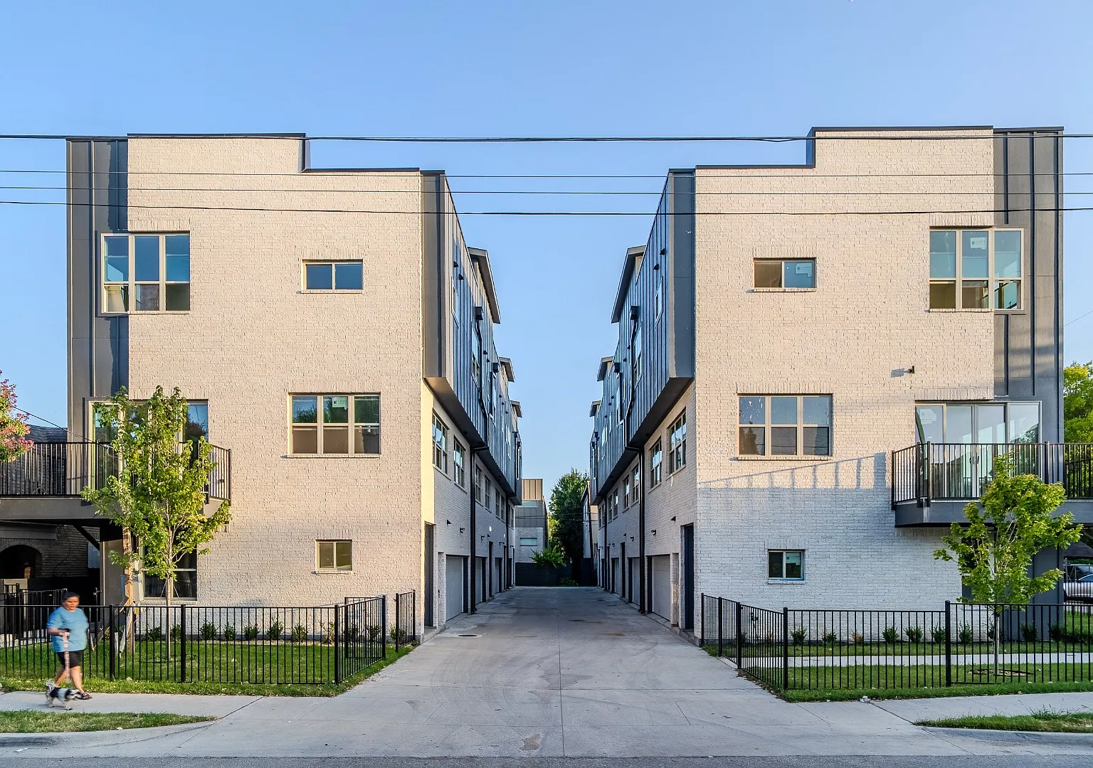 Rooftop Living Steps from Greenville Ave | 3BR/3.5BA Townhome — Photo 1