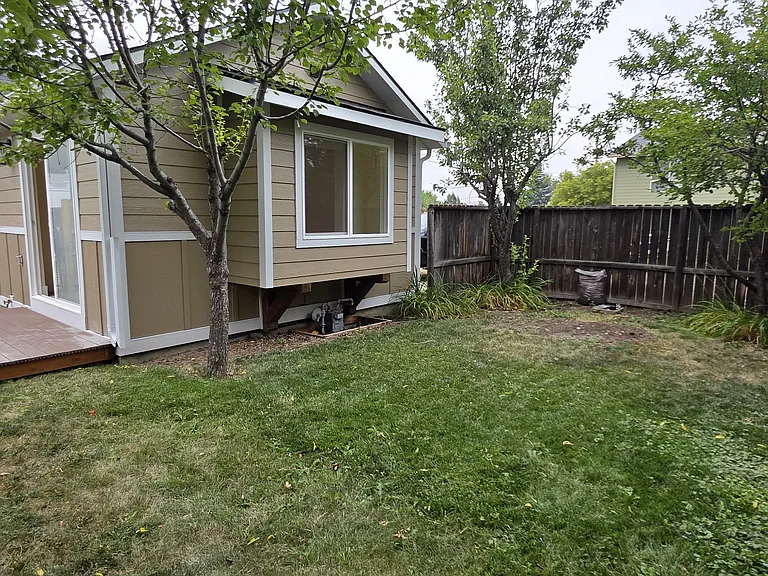 908 W Beall St — Photo 14