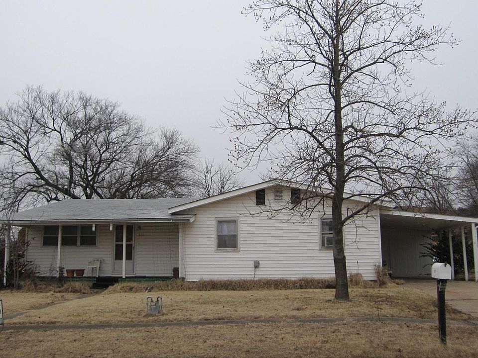 1st image of 616 E Elm St