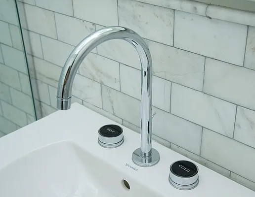 Rented by Compass | media 13