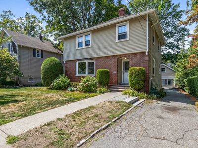 123 Linden Rd, Melrose, MA, 02176