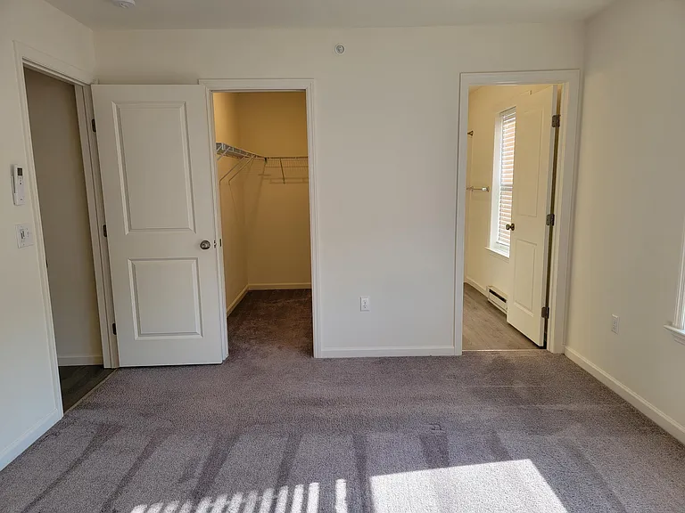 4616 Commerce St — Photo 17