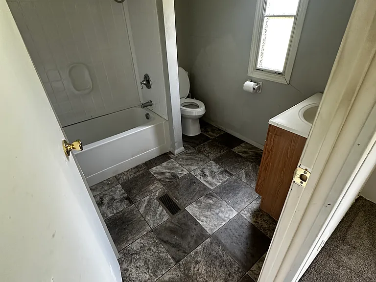 1865 Hill Rd #1 — Photo 4