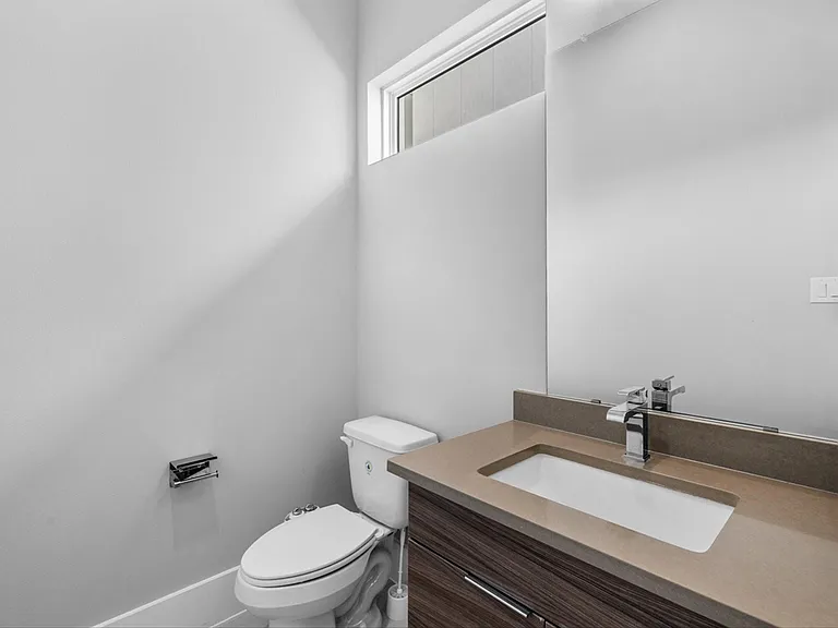 1621 Wheeler St #E — Photo 18