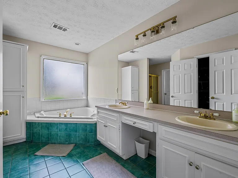 Loblolly Ln — Photo 24