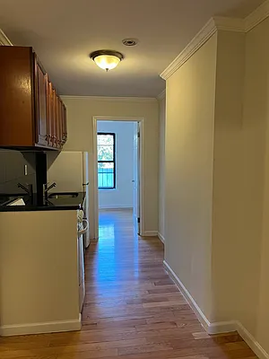 Rented by Compass | media 10