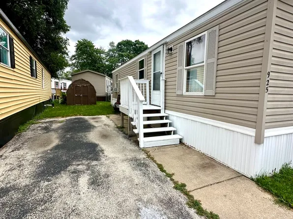8800 S Harlem Ave Trailer 925, Bridgeview, IL 60455