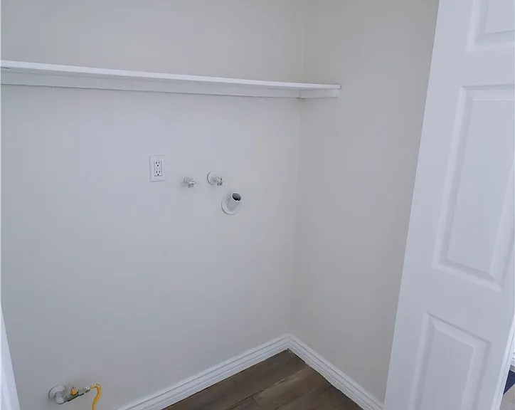 13540 Hubbard St — Photo 13