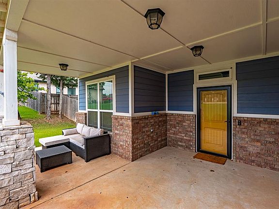 5th image of 8851 Tall Oaks Dr