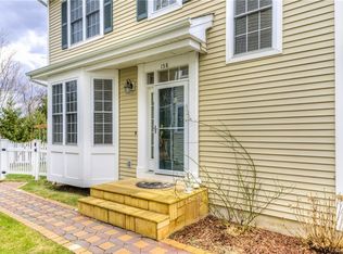 158 Gala Ct, White Plains, NY 10603