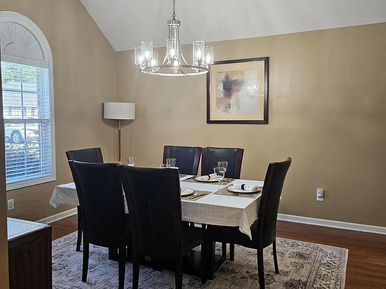 2947 Sylvan Way — Photo 4
