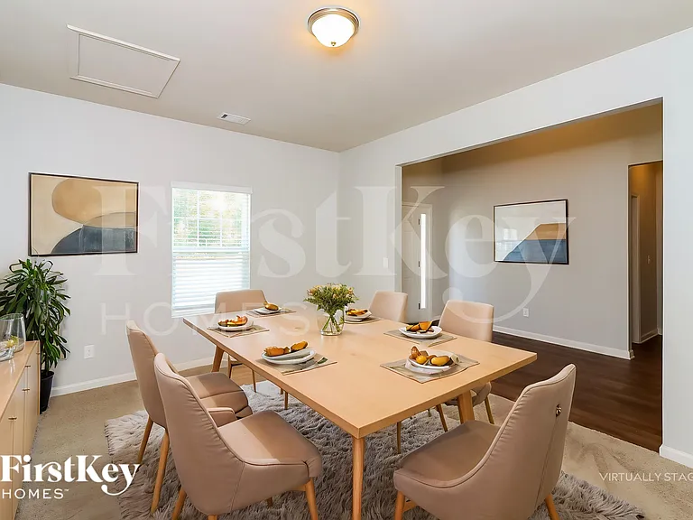 144 Scotland Dr — Photo 7