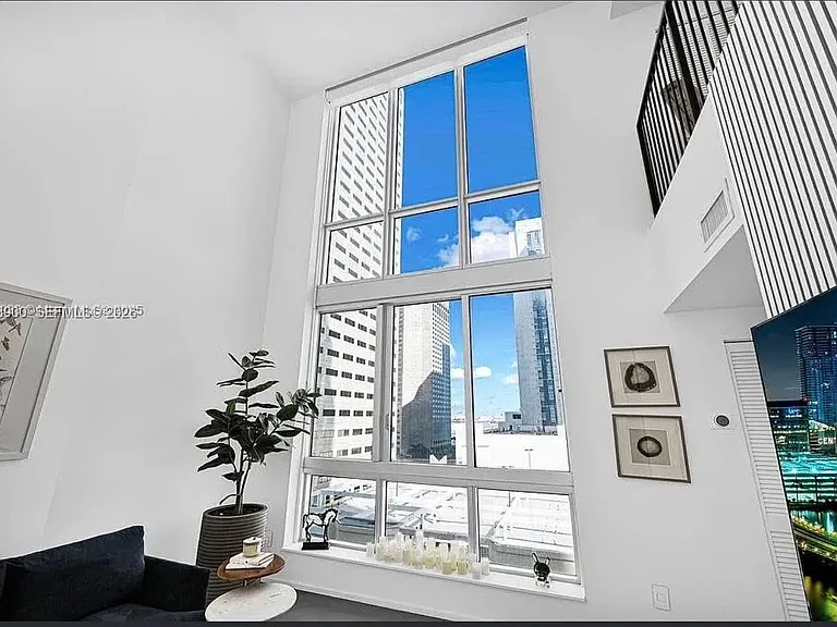 300 S Biscayne Blvd #L-1232 — Photo 19