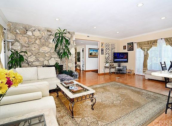 5th image of 5637 El Canon Ave