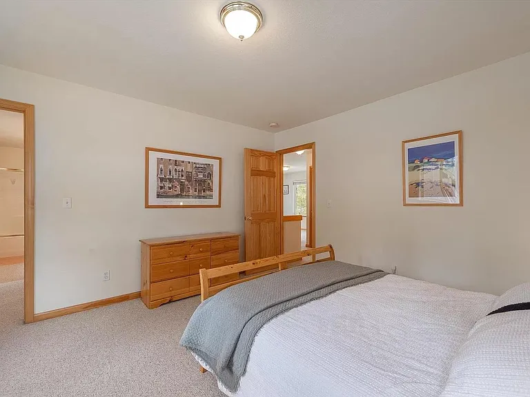 11355 Northwoods Blvd — Photo 10