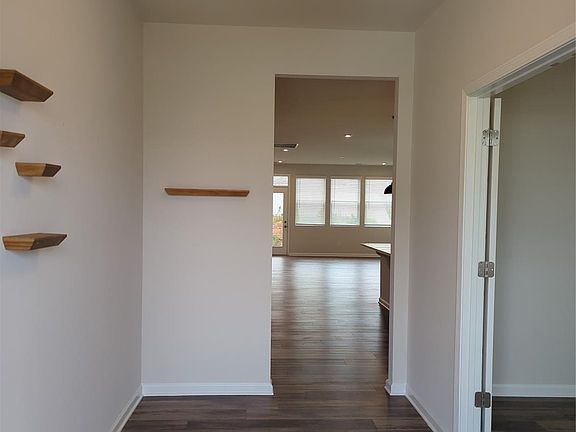 3rd image of 3206 Cheyney Park Dr
