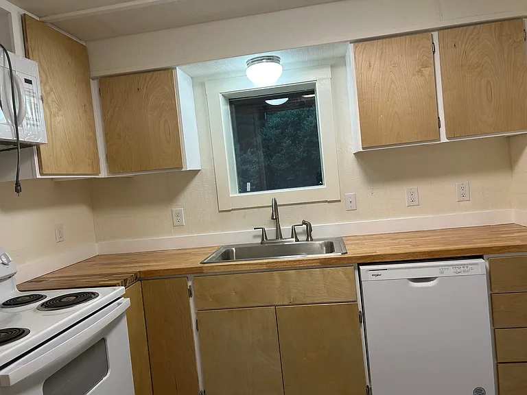 Winterhawk Cir — Photo 4