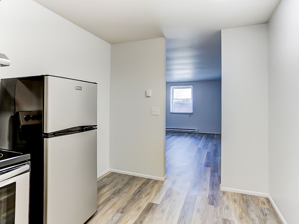1st image of 1212 Bellefontaine Ave #15576013