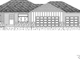 4809 E 53rd St, Sioux Falls, SD 57110