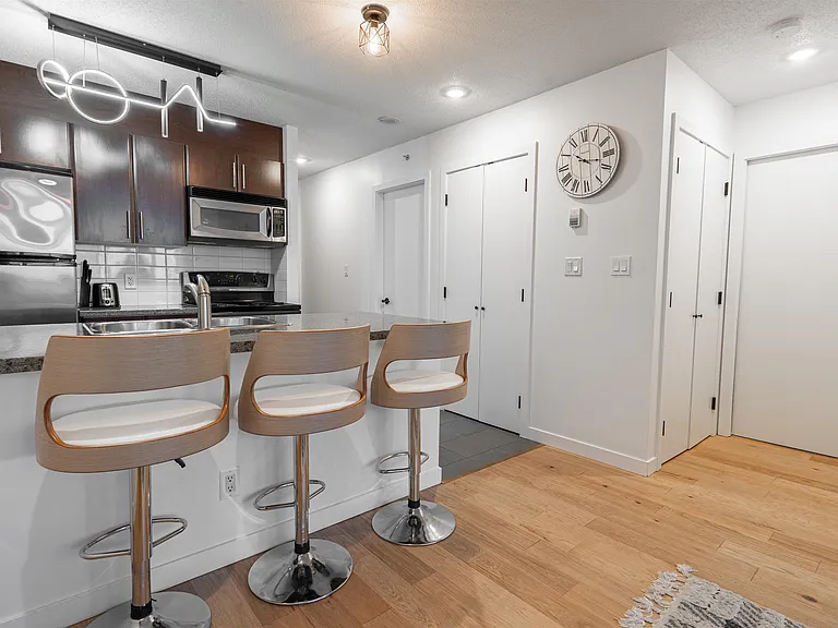 688 Abbott St #1003 — Photo 9