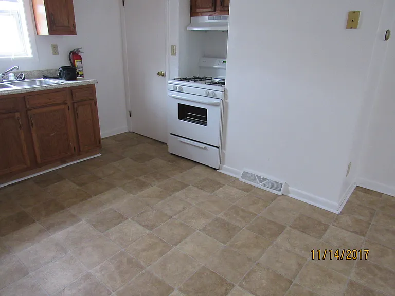 1649 Willis Dr #A — Photo 5
