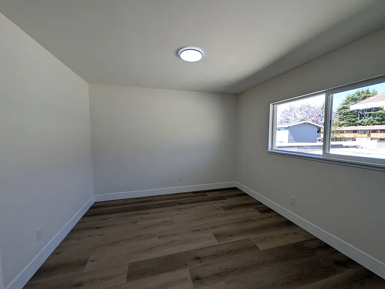 538 Columbia Ave #6 — Photo 9