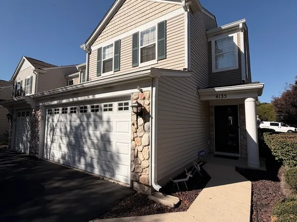 4135 Oak Tree Ln, Plainfield, IL 60586