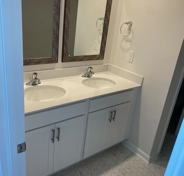 4310 Remington Ave — Photo 15