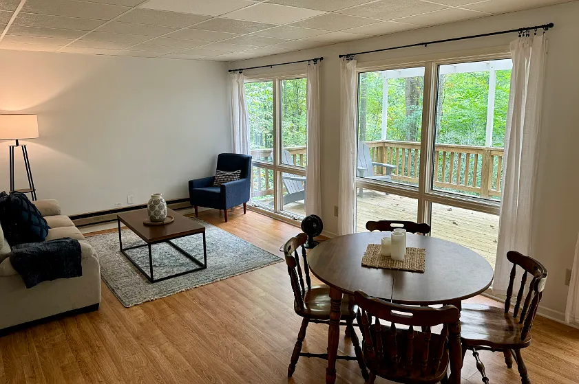 1 bed, 1609 sqft, $1,400 — Photo 3