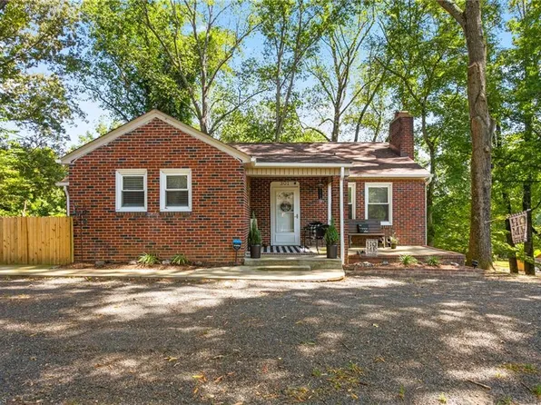 301 Church St S, Stoneville, NC 27048
