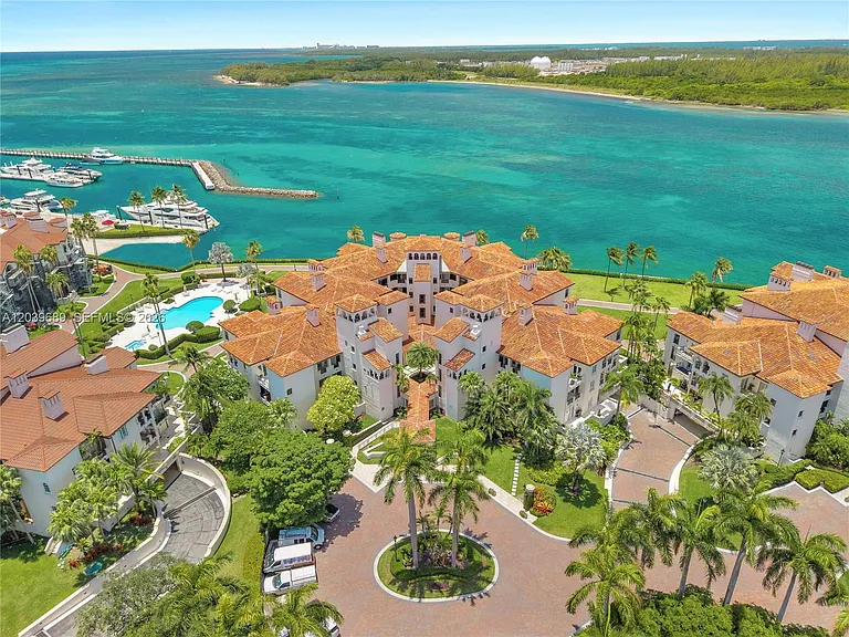 2244 Fisher Island Dr #3404 — Photo 52