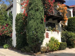2590 N Beachwood Dr, Los Angeles, CA 90068