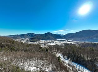 Kaitlyn Rd, Hampton, TN 37658