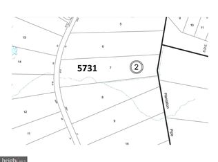 5731 Doyle Rd, Clifton, VA 20124