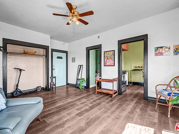 4th image of 325 W 3rd St Unit 410