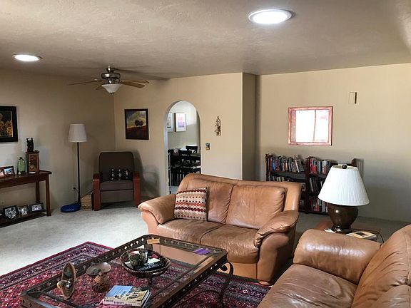 5th image of 218 E Calle Turquesa